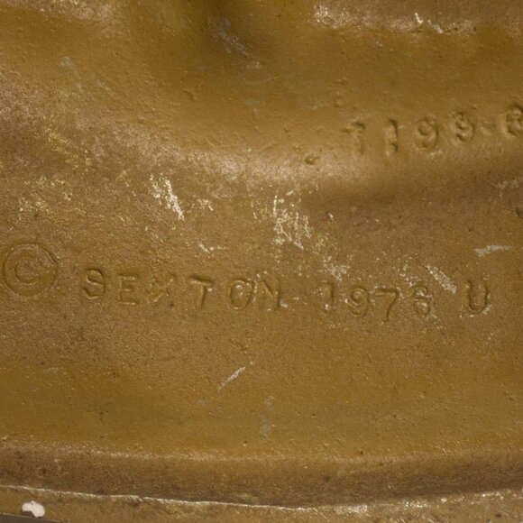 Vintage (1976) Cast Metal Wall Hanging Vegetable and Fruit Decor Retro Lot of 4 - Picture 6 of 7